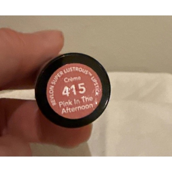 Revlon Super Lustrous Lipstick – 415 Pink In The Afternoon – New/sealed - Picture 1 of 3